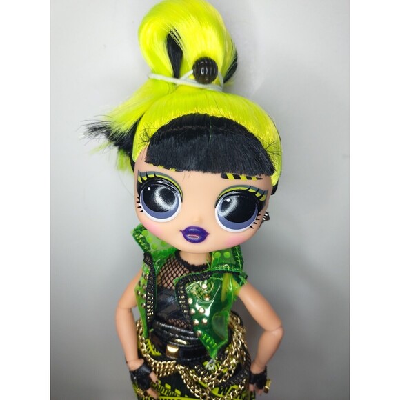 LOL Surprise OMG Remix Yellow Hair Rock Fame Queen Doll Play READ DESCRIPTION - Picture 5 of 11